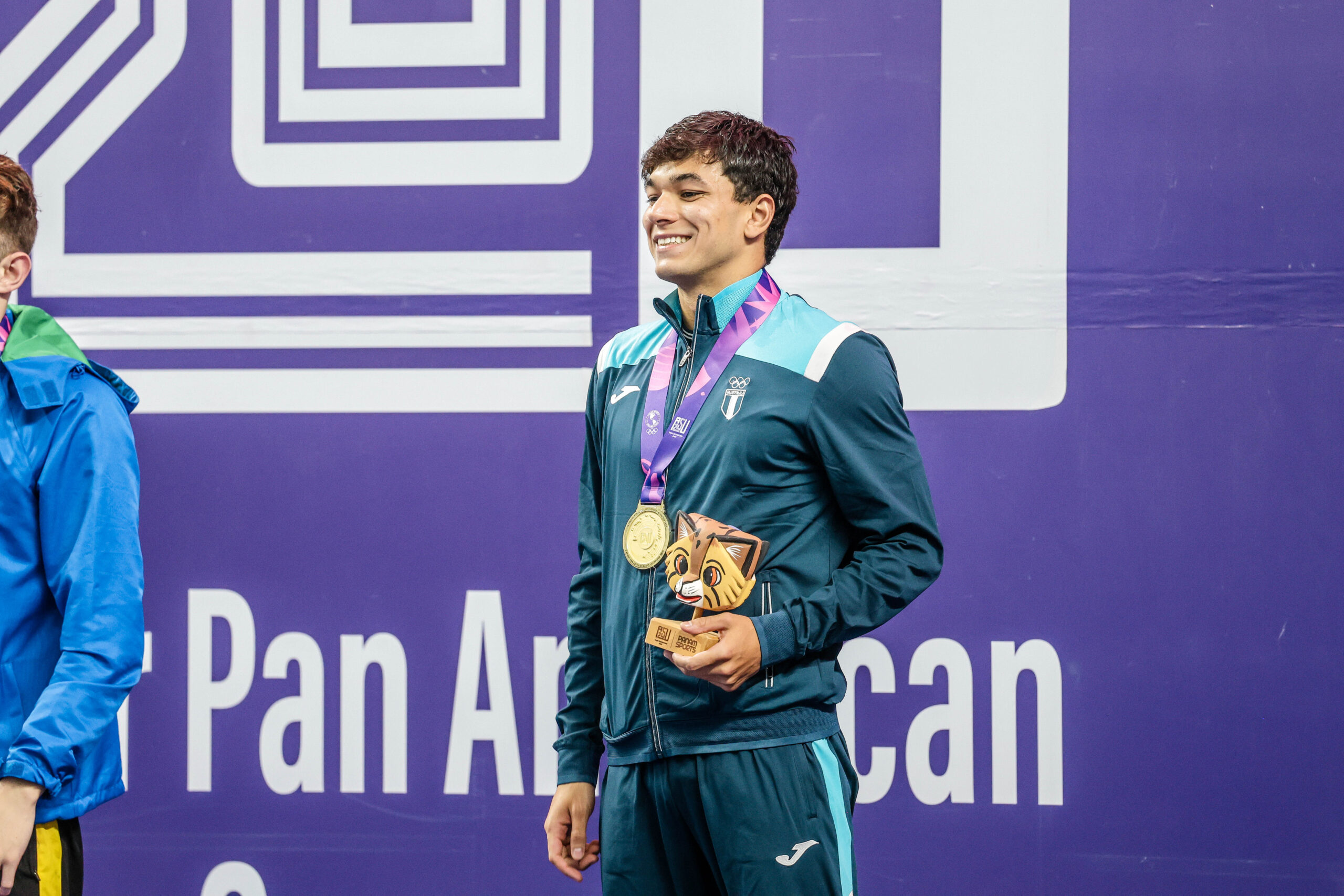 Asunción 2025 - Roberto Bonilla, medalla de oro y récord panamericano junior en 200m pecho